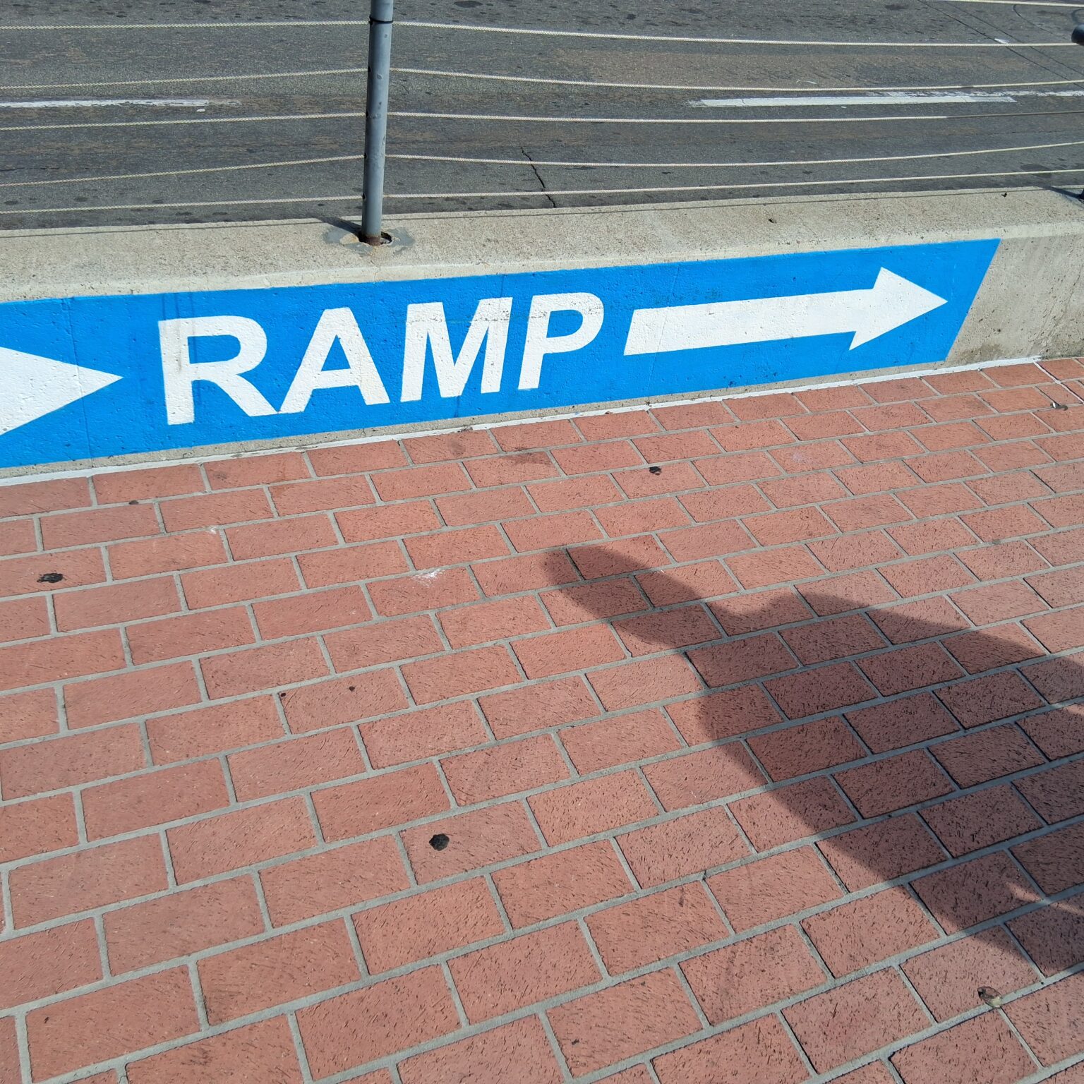 8 Inch RAMP With Arrows 72×16 – Phoenix Stencil Company